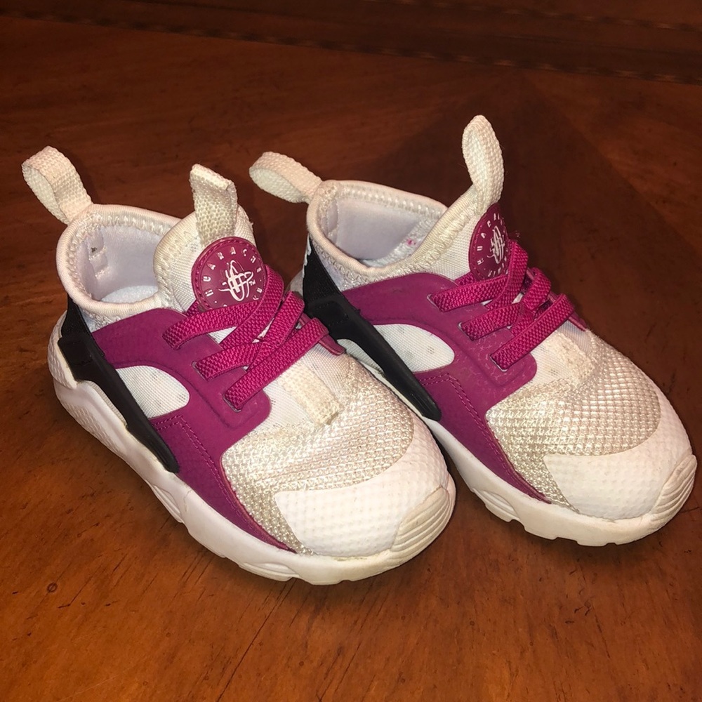 Huarache by Nike